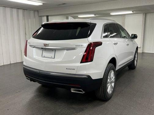 2026 Cadillac XT5 Luxury