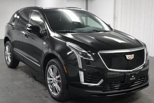 2025 Cadillac XT5 Sport