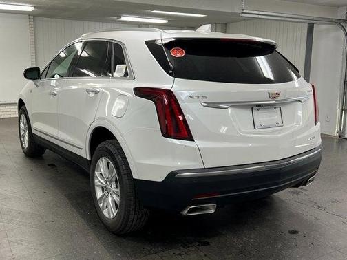 2025 Cadillac XT5 Luxury