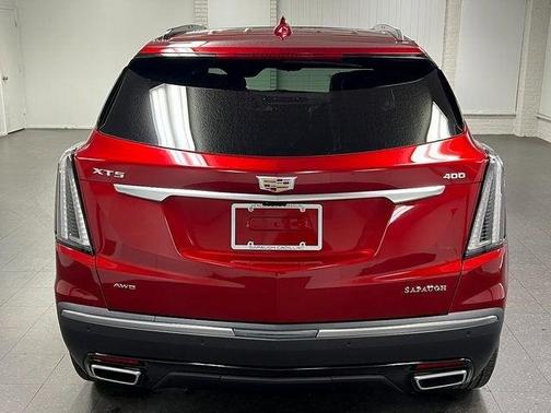 2025 Cadillac XT5 Sport