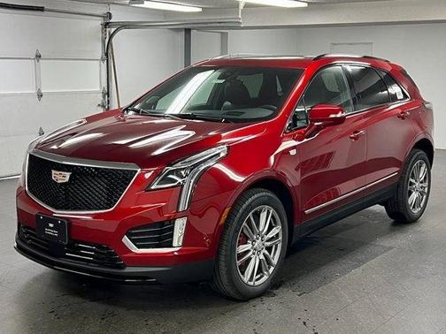 2025 Cadillac XT5 Sport