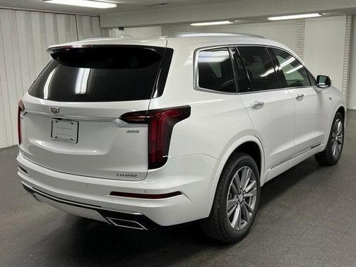 2025 Cadillac XT6 Premium Luxury AWD