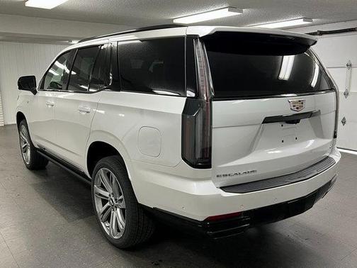 2025 Cadillac Escalade Sport