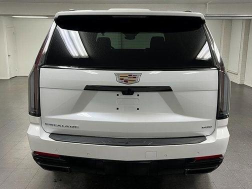 2025 Cadillac Escalade Sport