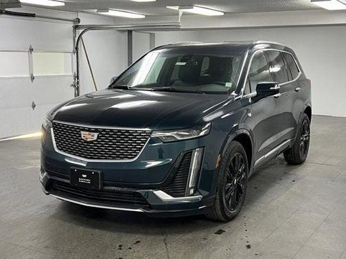 2025 Cadillac XT6 Premium Luxury AWD