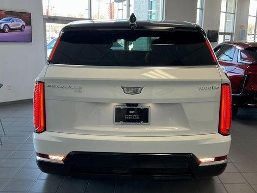 2025 Cadillac Escalade IQ Luxury 2