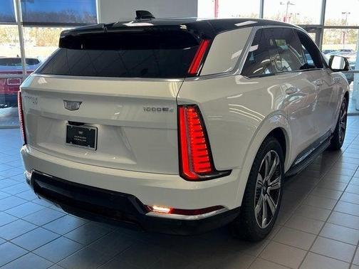 2025 Cadillac Escalade IQ Luxury 2