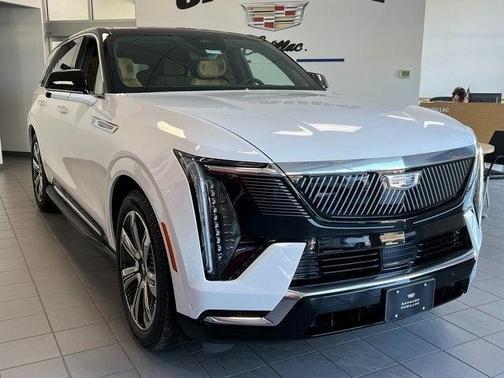 2025 Cadillac Escalade IQ Luxury 2