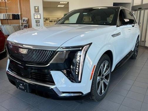 2025 Cadillac Escalade IQ Luxury 2