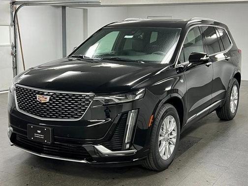 2025 Cadillac XT6 Luxury FWD