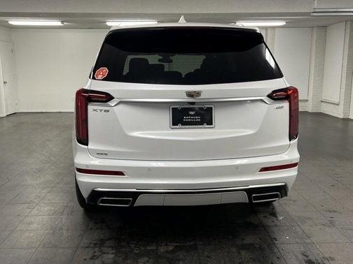 2025 Cadillac XT6 Premium Luxury AWD