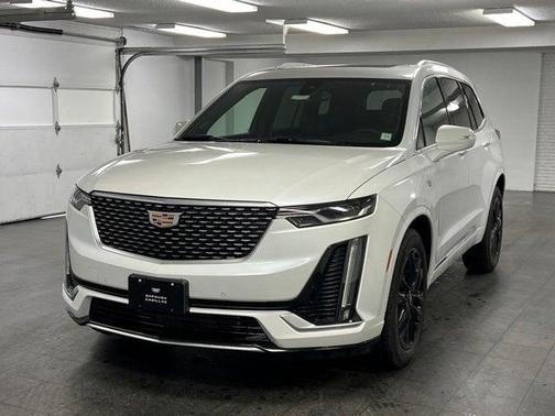 2025 Cadillac XT6 Premium Luxury AWD