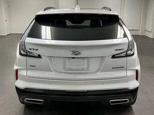 2025 Cadillac XT4 Sport
