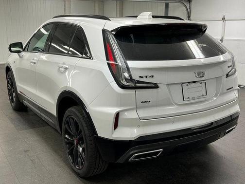 2025 Cadillac XT4 Sport