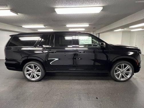 2025 Cadillac Escalade ESV Sport Platinum