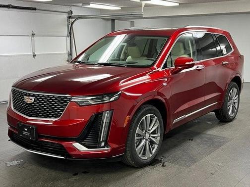 2025 Cadillac XT6 Premium Luxury AWD