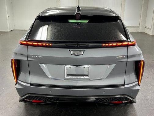 2026 Cadillac LYRIQ V Premium