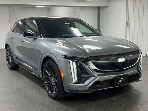2026 Cadillac LYRIQ V Premium