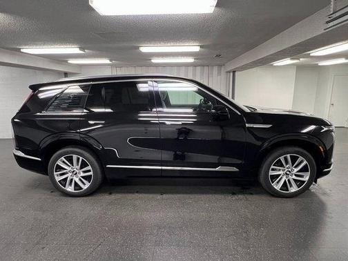 2026 Cadillac VISTIQ Luxury