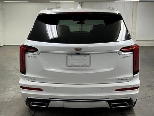 2025 Cadillac XT6 Luxury AWD