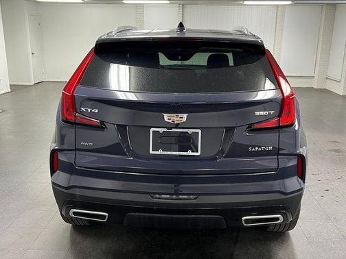 2025 Cadillac XT4 Premium Luxury