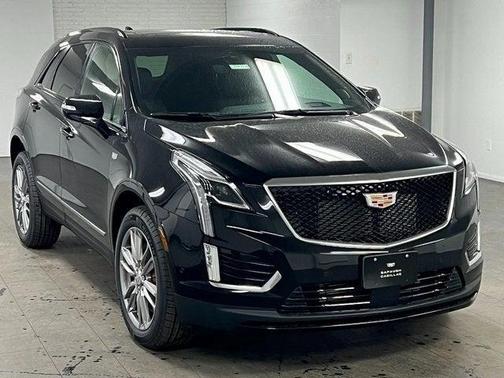2025 Cadillac XT5 Sport