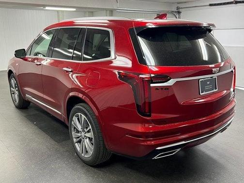 2025 Cadillac XT6 Premium Luxury AWD