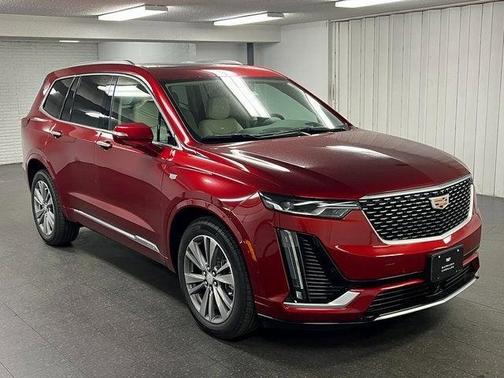 2025 Cadillac XT6 Premium Luxury AWD