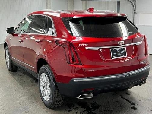2025 Cadillac XT5 Luxury
