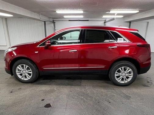 2025 Cadillac XT5 Luxury