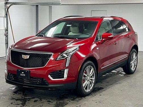 2025 Cadillac XT5 Sport