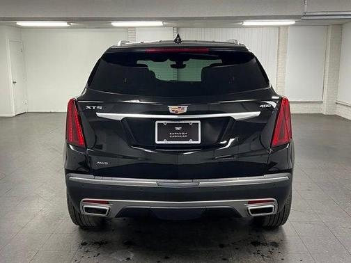 Stellar Black Metallic 2026 Cadillac XT5 Premium Luxury