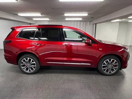 2025 Cadillac XT6 Sport AWD