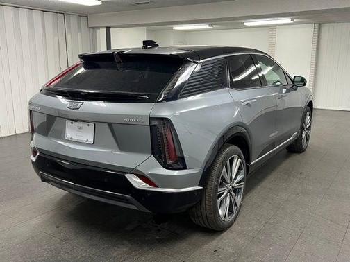 2026 Cadillac OPTIQ Premium Luxury