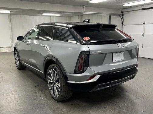 2026 Cadillac OPTIQ Premium Luxury