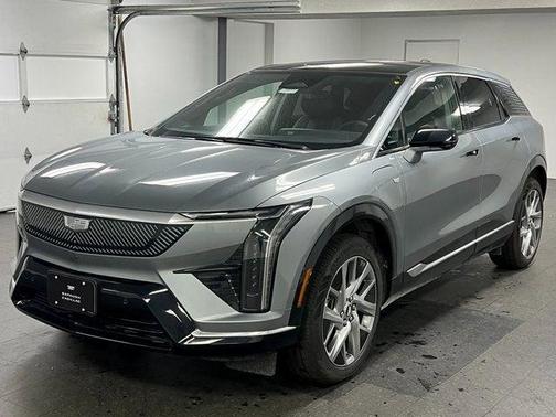 2025 Cadillac OPTIQ Luxury