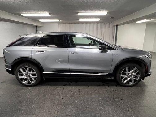 2025 Cadillac OPTIQ Luxury