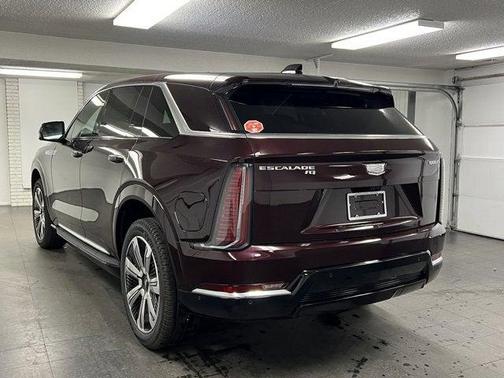 2026 Cadillac Escalade IQ Luxury