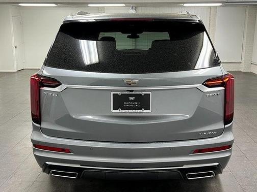 2025 Cadillac XT6 Luxury FWD
