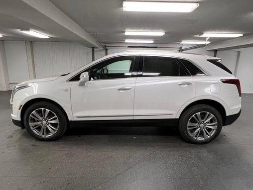 Crystal White Tri-Coat 2026 Cadillac XT5 Premium Luxury
