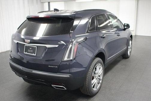2025 Cadillac XT5 Sport