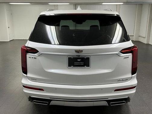 2025 Cadillac XT6 Premium Luxury AWD