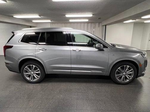 2025 Cadillac XT6 Premium Luxury AWD