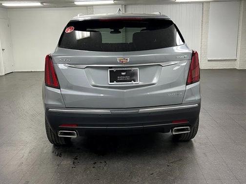 2025 Cadillac XT5 Luxury