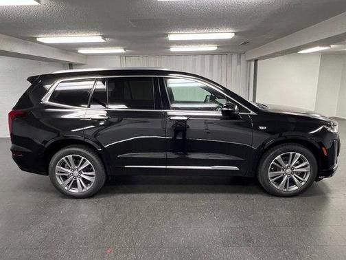 2025 Cadillac XT6 Premium Luxury AWD