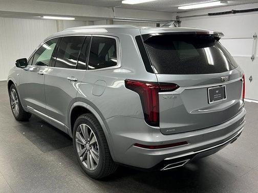 2025 Cadillac XT6 Premium Luxury AWD