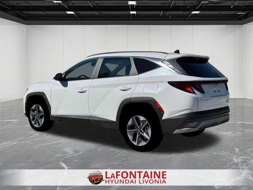 White Pearl 2026 Hyundai TUCSON Hybrid SEL