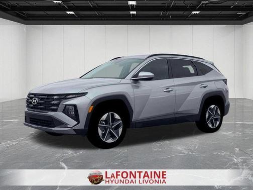 Shimmering Silver 2026 Hyundai TUCSON SEL Premium