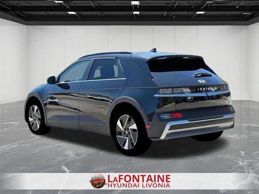 2025 Hyundai IONIQ 5 SEL