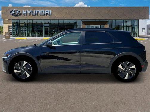 2025 Hyundai IONIQ 5 SEL